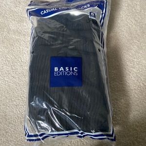 NIP Basic Editions 6 pairs Boys Casual Crew Socks, Shoe size 3-9
